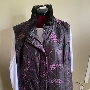 Cj Banks women’s puffy vest